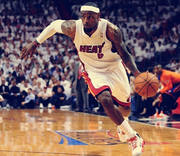 每体：巴萨考虑出售卡萨多并标价3000万欧，切尔西对他感兴趣