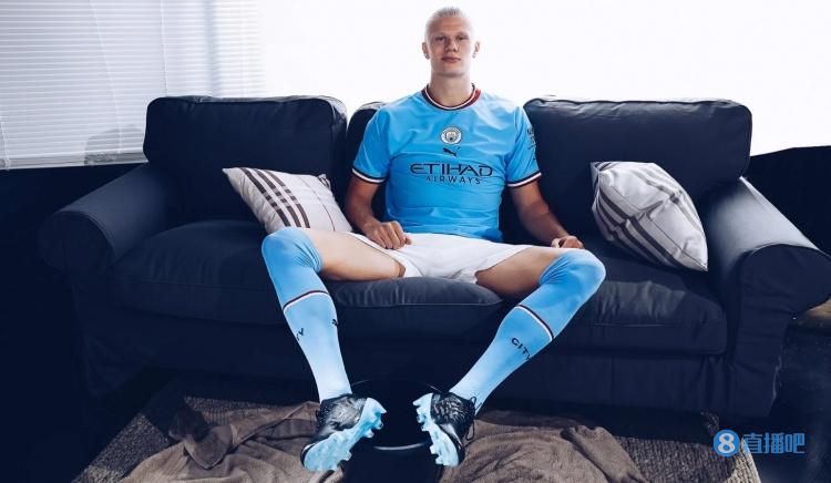 金球奖大热？28岁巴萨神刀领跑欧冠双榜！创8大纪录比肩梅西大罗