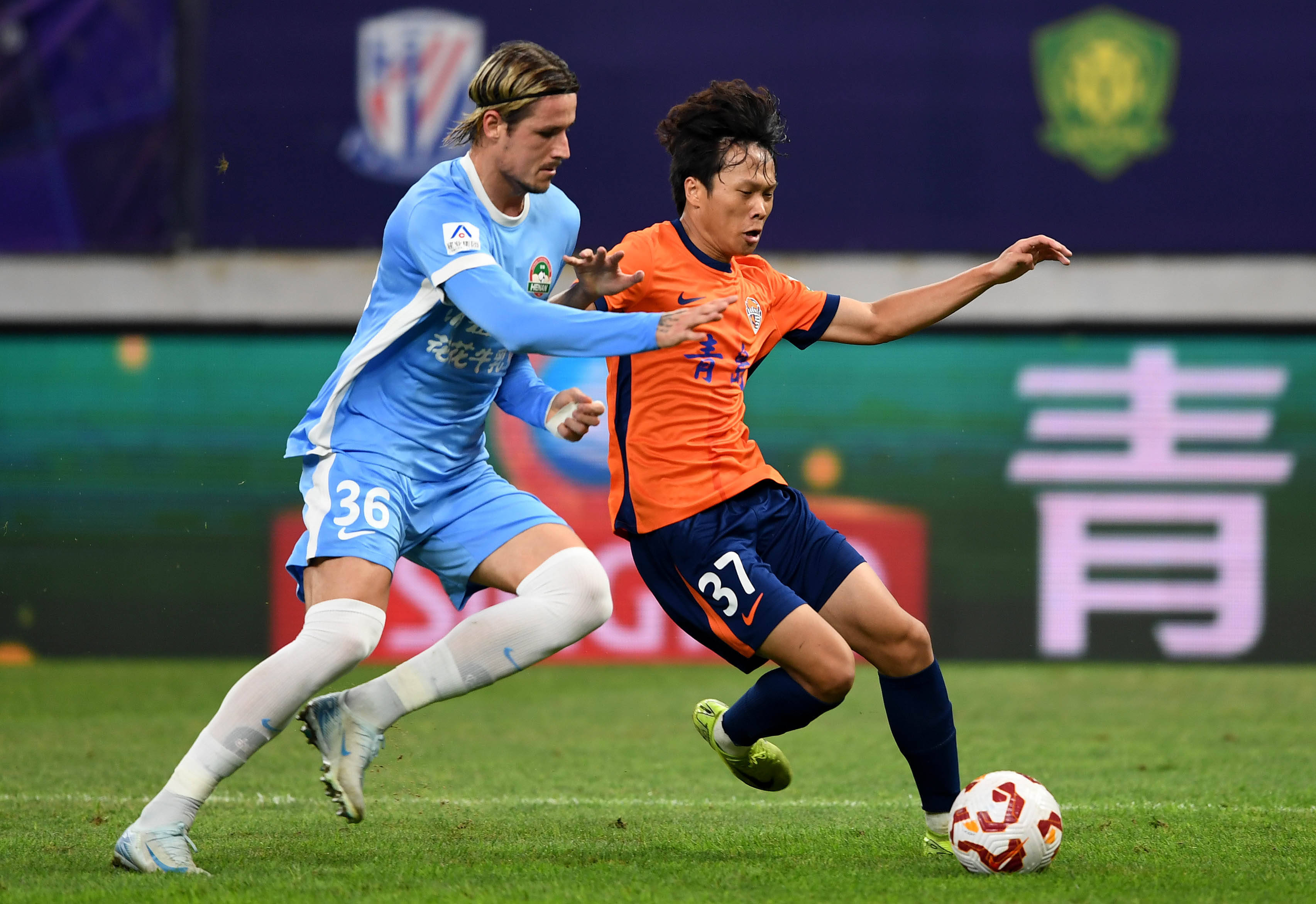 萨内蒂：穆帅曾让我踢左后卫盯防梅西 俱乐部的