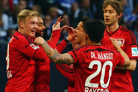 哪来的萌新敢和大佬掰手腕？率土之滨这位00后盟主可太有实力了！