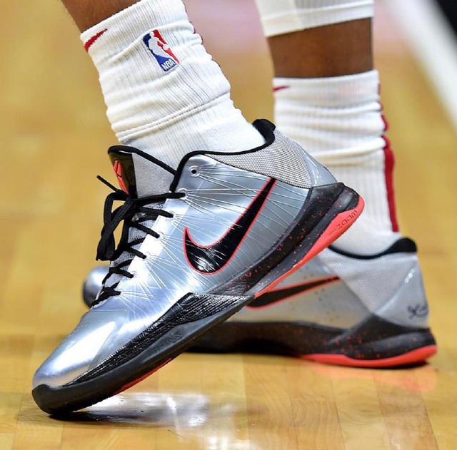 日本职棒：阪神虎队宣布 2026 赛季将由功勋教练回归，主打“机动力”防守棒球