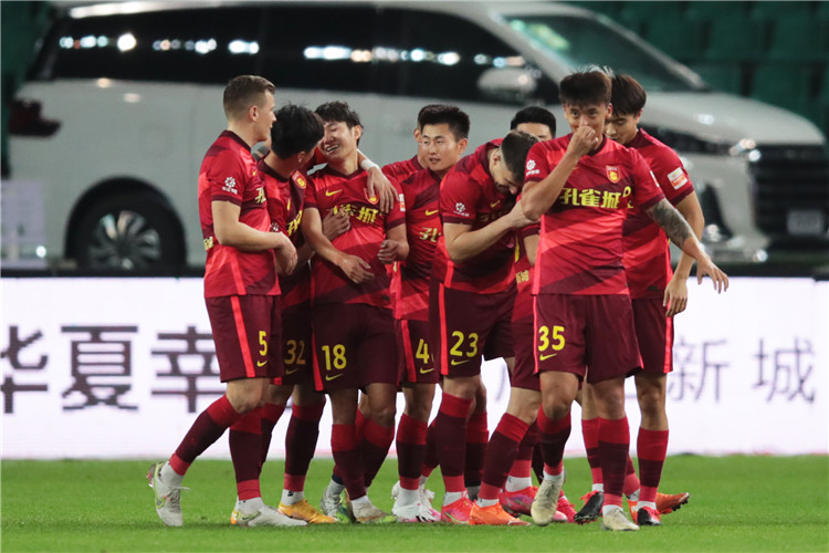 与纪