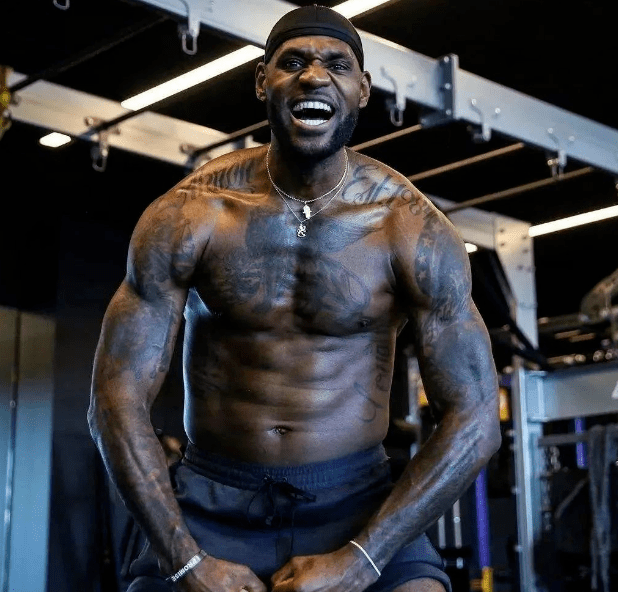 斯洛特：在利物浦每天都得证明自己，不能说拿过冠军就没问题