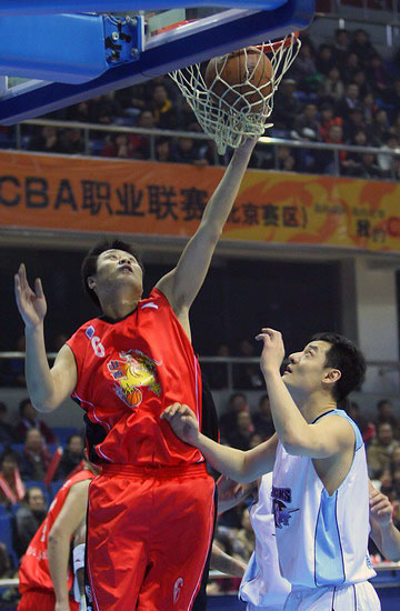 奥克兰vs惠灵顿凤凰首发：兰德尔领衔！布里默、埃泽在列